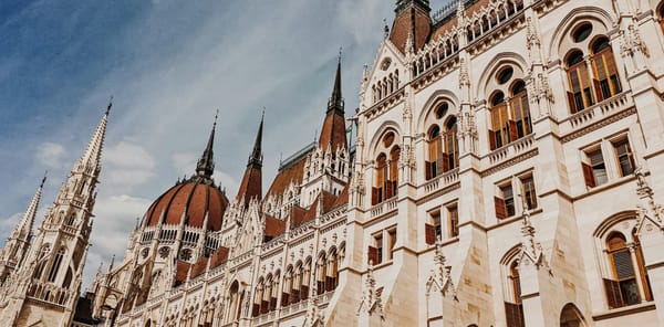 Elfogadta a magyar parlament az új kriptó szabályozást